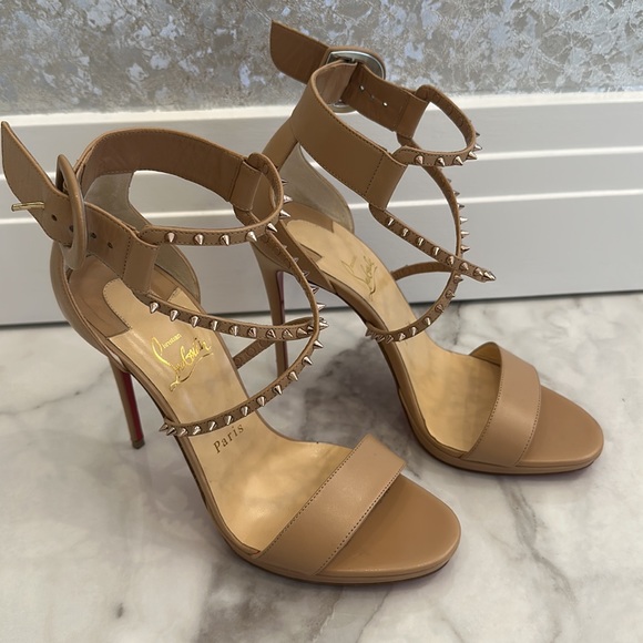 Christian louboutin heels - Picture 3 of 9